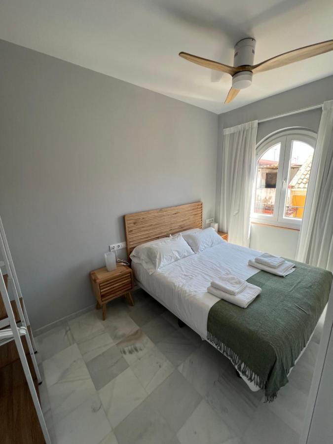 Casa De La Columna, Triana Apartment เซบีญา ภายนอก รูปภาพ