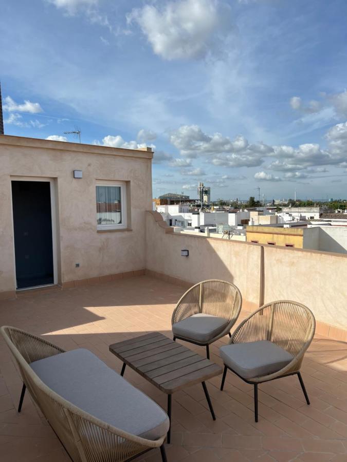 Casa De La Columna, Triana Apartment เซบีญา ภายนอก รูปภาพ